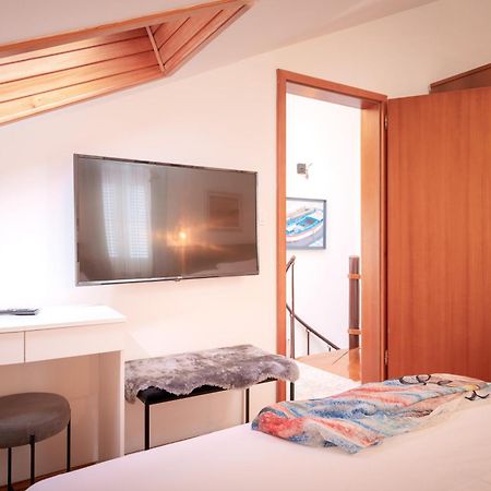 Kalina Deluxe Apartments Jelsa  Εξωτερικό φωτογραφία