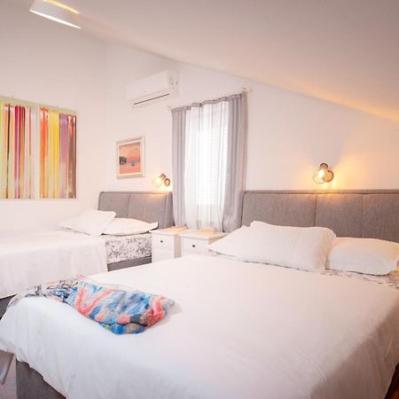 Kalina Deluxe Apartments Jelsa  Εξωτερικό φωτογραφία