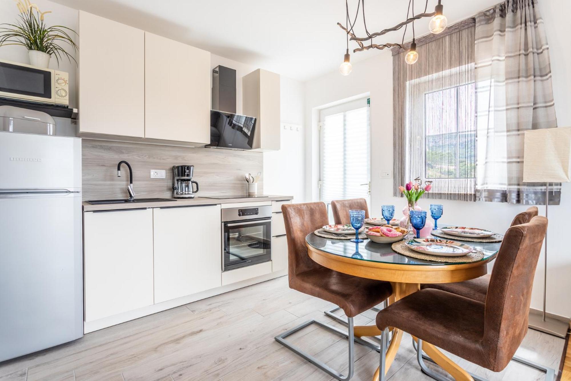 Kalina Deluxe Apartments Jelsa  Εξωτερικό φωτογραφία