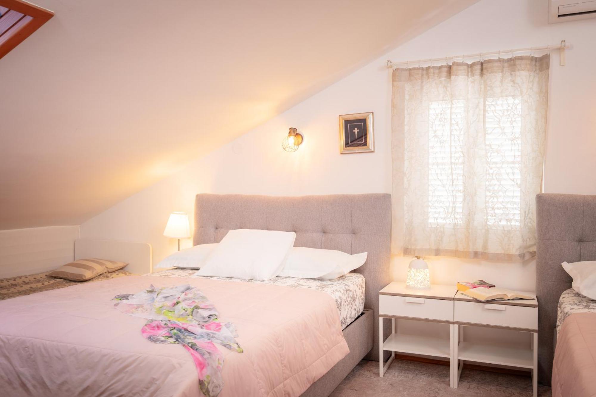 Kalina Deluxe Apartments Jelsa  Εξωτερικό φωτογραφία