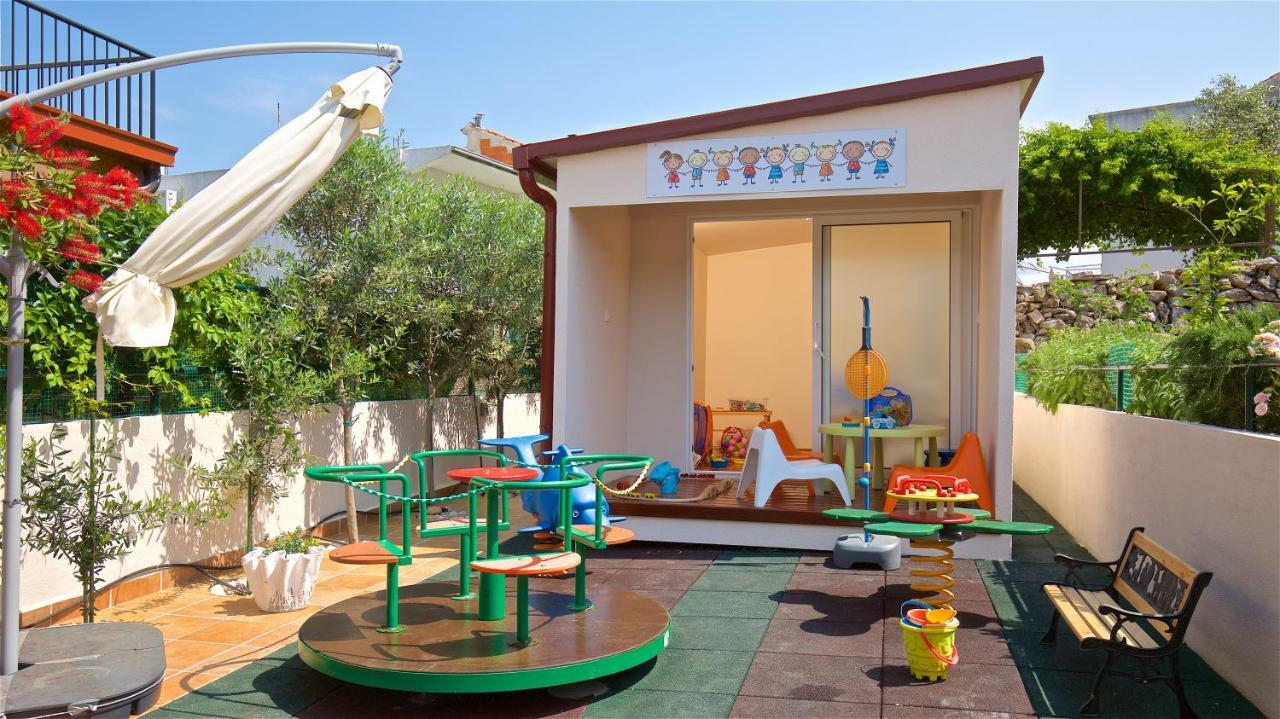 Kalina Deluxe Apartments Jelsa  Εξωτερικό φωτογραφία